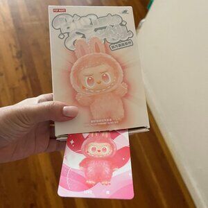 Labubu  Big into Energy LOVE Authentic New